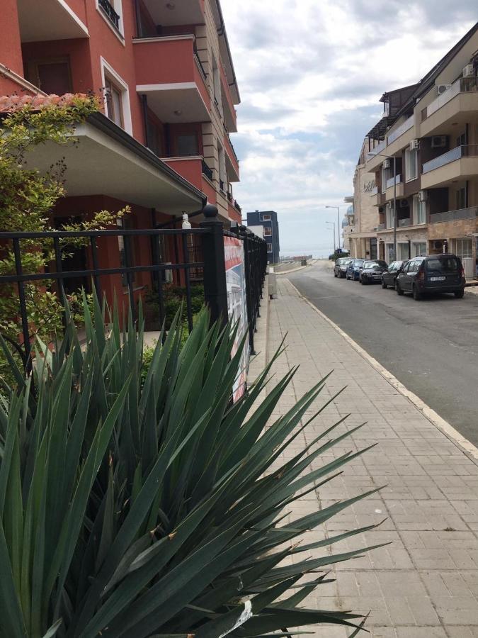 Villa Rossa Apartments Ravda Dış mekan fotoğraf