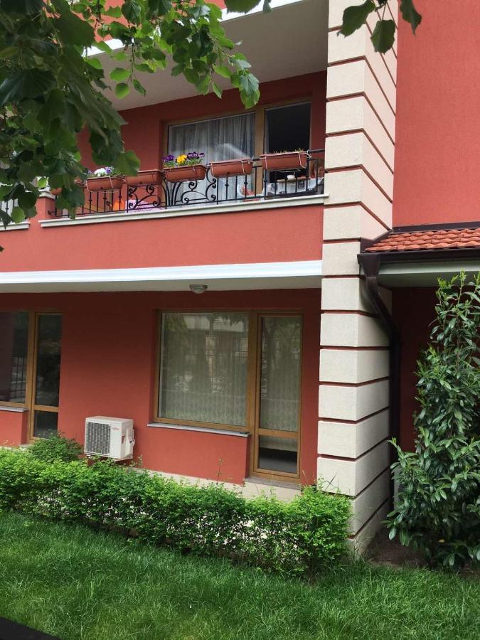 Villa Rossa Apartments Ravda Dış mekan fotoğraf