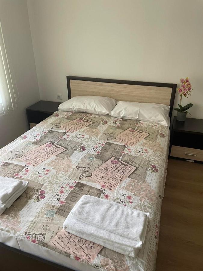 Villa Rossa Apartments Ravda Dış mekan fotoğraf