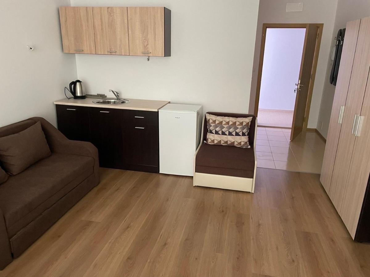 Villa Rossa Apartments Ravda Dış mekan fotoğraf